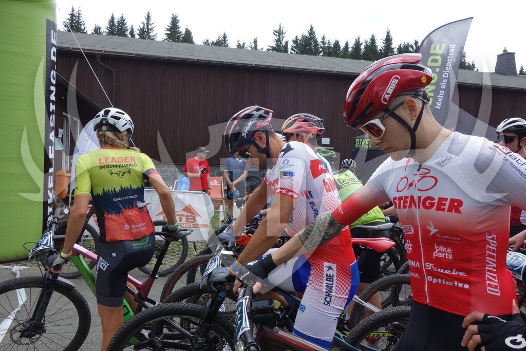 DSC03741 | Fotogalerie der Treibjagd im Dunkelwald - Dein MTB Etappenrennen im Erzgebirge - Realisiert mit Pictrs.com