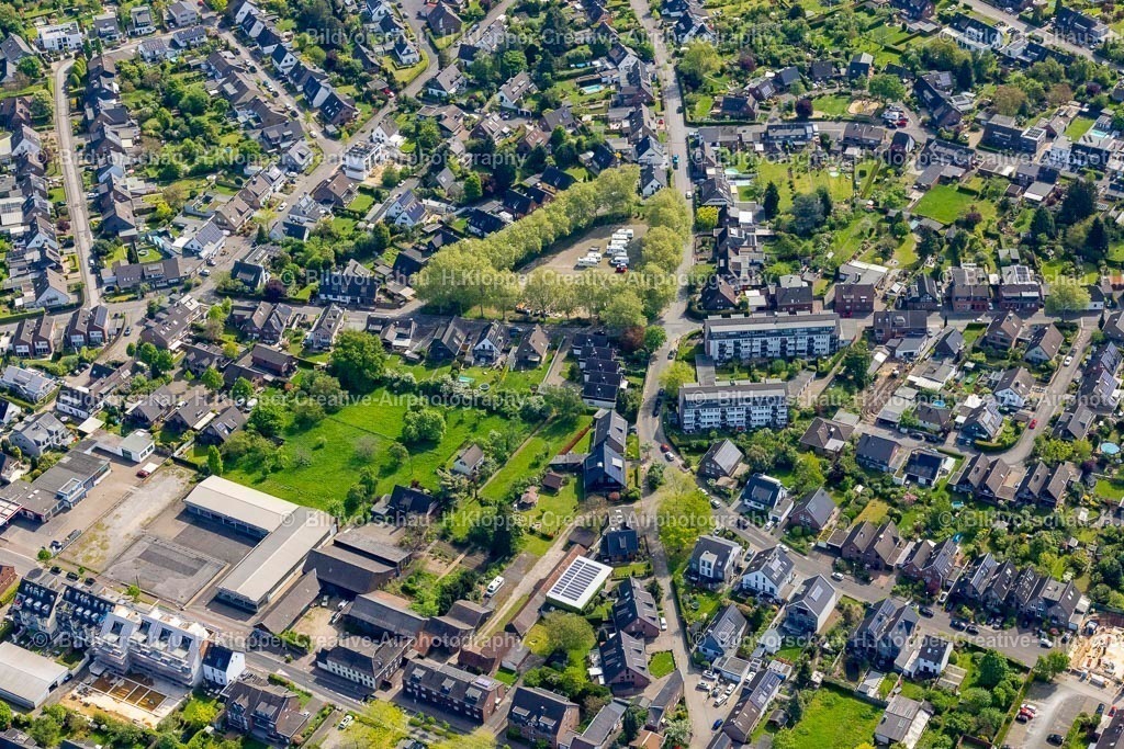 Luftbilder Meerbusch-1897 | Luftaufnahme Wohngebiet - Mischbebauung der Mehr- und Einfamilienhaussiedlung in Lank-Latum - Realisiert mit Pictrs.com