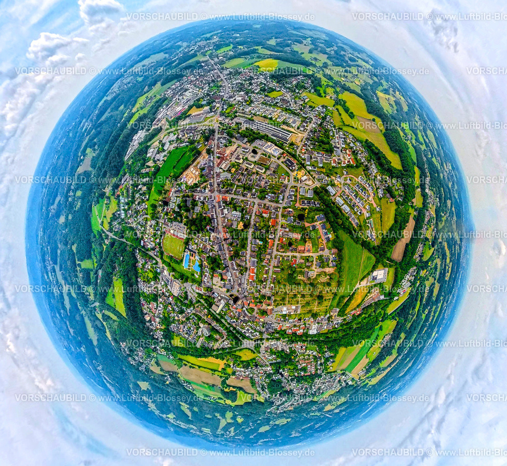 Sprockhoevel250590330Niedersprockhoevel | Luftbild, Wohngebiet Ortsansicht Ortsteil Niedersprockhövel, Erdkugel, Fisheye Aufnahme, Fischaugen Aufnahme, 360 Grad Aufnahme, tiny world, little planet, fisheye Bild, Niedersprockhövel, Sprockhövel, Ruhrgebiet, Nordrhein-Westfalen, Deutschland