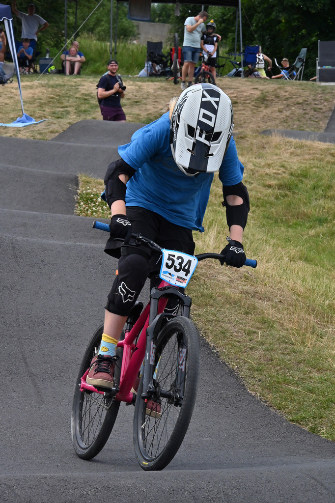 DSC_7150-cam-florian | German Pumptrack Series - Realisiert mit Pictrs.com