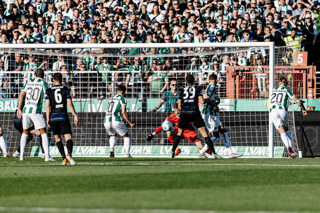 20250509-scp-bsc-0091 | Das ist die Fotodatenbank für authentische Sportfotografie aus Münster: Markus Paletta fotografiert Teams, Sportler:innen, Kinder, Events & Unternehmen. - Realisiert mit Pictrs.com