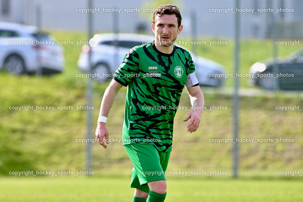SC Landskron vs. SVG Bleiburg | #17 Julian Brandstätter SC Landskron, SC Landskron vs. SVG Bleiburg, SC Landskron vs. SVG Bleiburg am 28.04.2024 in Villach (Sportzentrum Landskron), Austria, (Photo by Bernd Stefan)