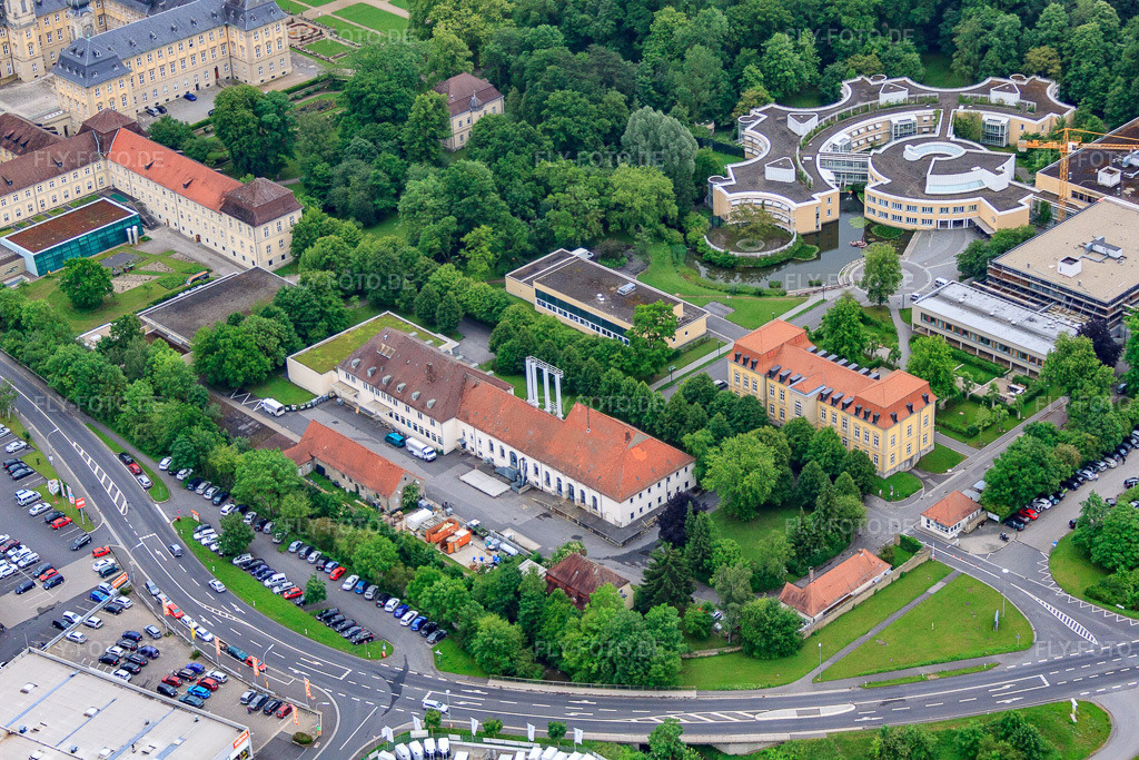Luftbild: Krankenhaus für Psychiatrie, Psychotherapie und Psychosomatische Medizin Schloss Werneck in Werneck im Bundesland Bayern in Deutschland. Foto: IMG_66117.jpg vom 30.05.2014 durch Werner Riehm/FLY-FOTO.dePsychiatrie Werneck, Psychiatrie Werneck