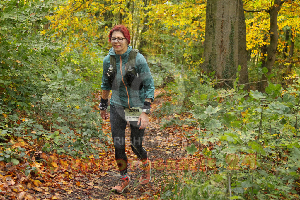 251026_1315_EV4_6682 | Sportfotografie im Rhein-Sieg Kreis, Köln, Bonn, NRW, Rheinland Pfalz, Hessen, etc. Unser Tätigkeitsfeld umfasst den Laufsport vom Volkslauf über den Marathon, Duathlon, Triathon bis zum Ultralauf wie Kölnpfad Ultra oder Schindertrail.