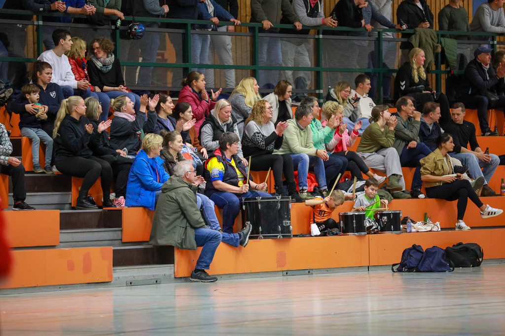 SVN_TvVoerde_021124_050 | Bildergalerie von Sport-Ereignissen aber auch von weiteren spannenden Dingen - nicht nur vom Niederrhein. In Anlehnung an den bekannten Spruch von Hanns Dieter Hüsch heißt das Motto: "Niederrhein ist überall".  - Realisiert mit Pictrs.com