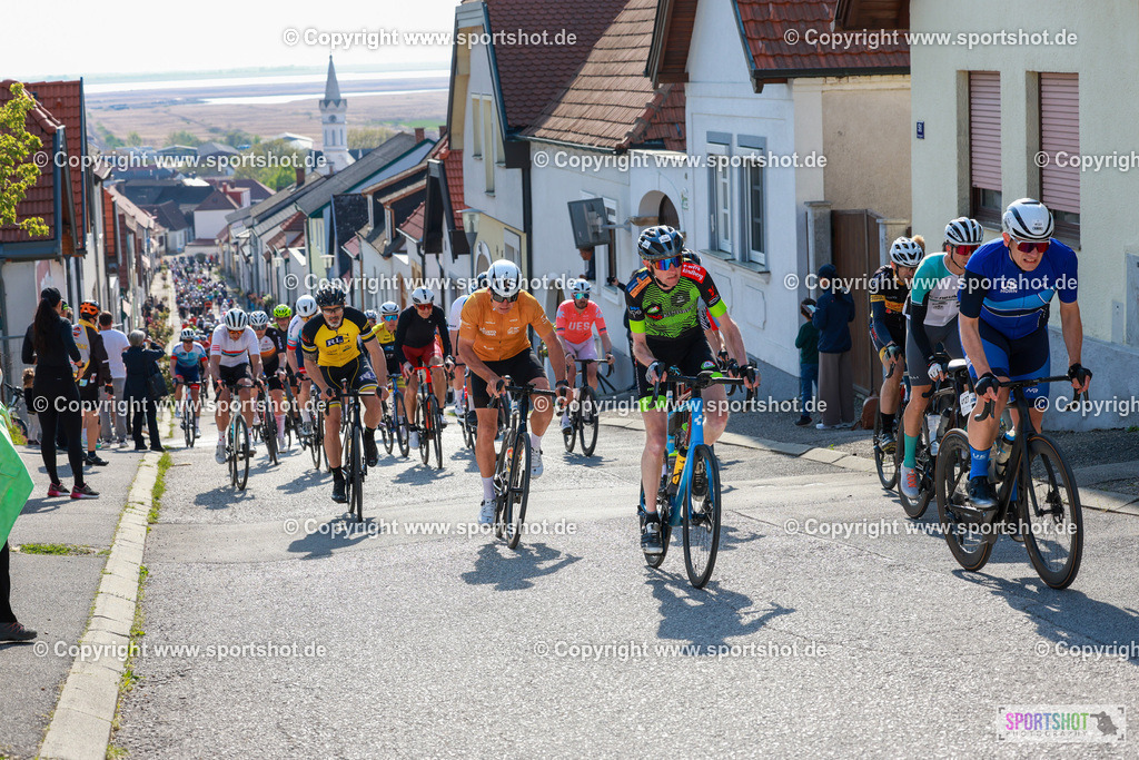 518_AR6_8962 | Neusiedlersee Radmarathon 2026@sportshot_your_pictrs #yourpictures#roadtowm2029 #nrm #neusiedlerseeradmarathon #neusiedlersee #neusiedlerseetourismus #burgenland #mörbisch #nrm26 #burgenlandtourismus #voglundco #poweredbyburgenlandtourismus #radsport #rad #marathon #ucigranfondo #visitburgenland #ucigranfondoworldseries
