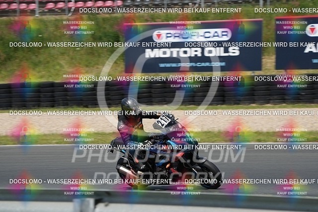 2025_05_31_PBK_33032 | Sportfotografie; SlowMotion; Video; Rennstrecke; Hafeneger; RSE; Speer; Trackday; Motorsportarena; Hockenheimring; Brno; Most; Barcelona; Valencia, Benny; Kaetzmer;