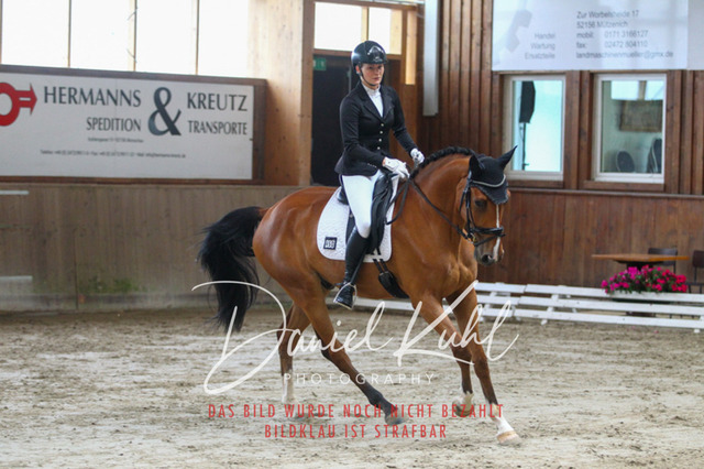 DKP44111 | Turniersportfotografie; Pferdefotografie; Dressurfotografie