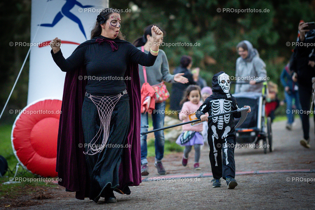 Halloween Run 2022 in Koeln, 31.10.2022 | Impressionen vom Halloween Run 2022 am 31.10.2022 in Koeln (Forstbotanischer Garten Rodenkirchen). Foto: BEAUTIFUL SPORTS/Axel Kohring