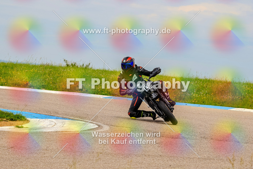 MotoTeam-2515 | Hier findet Ihr Bilder von Touristenfahrten auf der Nürburgring Nordschleife oder von anderen Veranstaltungen die ich besucht habe. Viel Spass beim Durch Schauen 