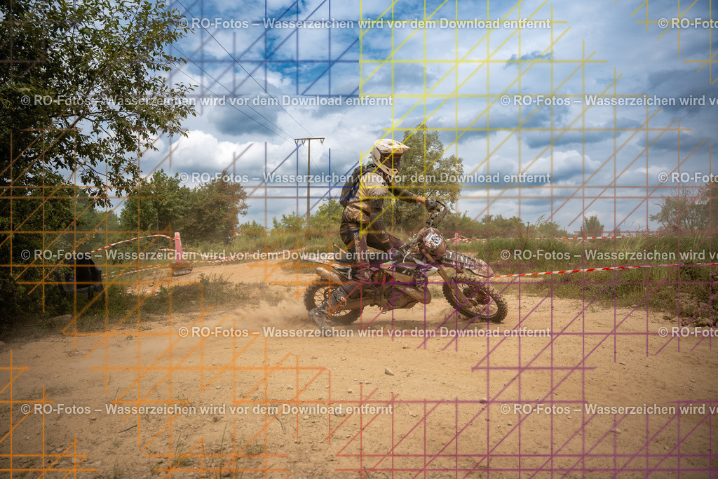 Niederwürzbach 5 Lauf-516 | Sportfotografie von RO-Fotos: Motorsport, Motocross, Enduro, Laufveranstaltungen und Triathlon. Professionelle Fotos von Sportlern und Events. - Realisiert mit Pictrs.com