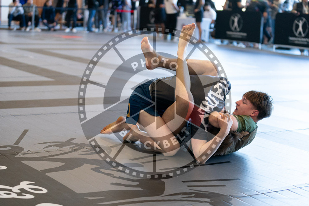 20250329PBB3423 | Fighters compete during the International Luta Livre (ILLCS) Germany IX Spring 2025 Competition spring on March 29, 2025 in Hannover, Germany.© Chiara Dazi