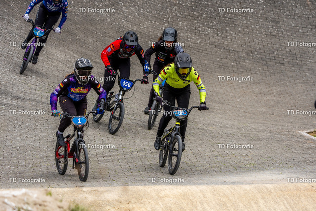BayBMX2026-05867 | Fotogalerie von Thomas Dettweiler mit Eventbildern und lizenzfreien Fotos. Perfekt als Wandbild, für Büro, Website oder private Nutzung. - Realisiert mit Pictrs.com