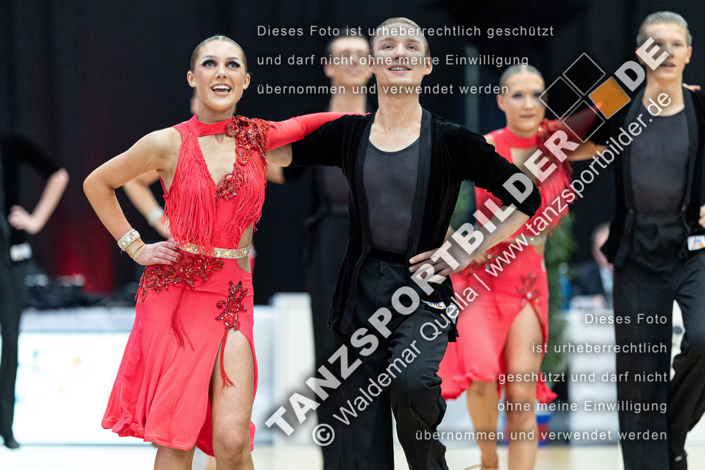 20240406-10991 | Hier finden Sie Tanz Bilder vom Latein und Standard Formationen tanzen. Sportbilder vom Tanzsport. Schöne Fotos und von Weltmeisterschaft, Europameisterschaft, Bundesliga, Regionalliga, Oberliga und Landesliga sowie von GOC Stuttgart, DanceComp, WM Bremen