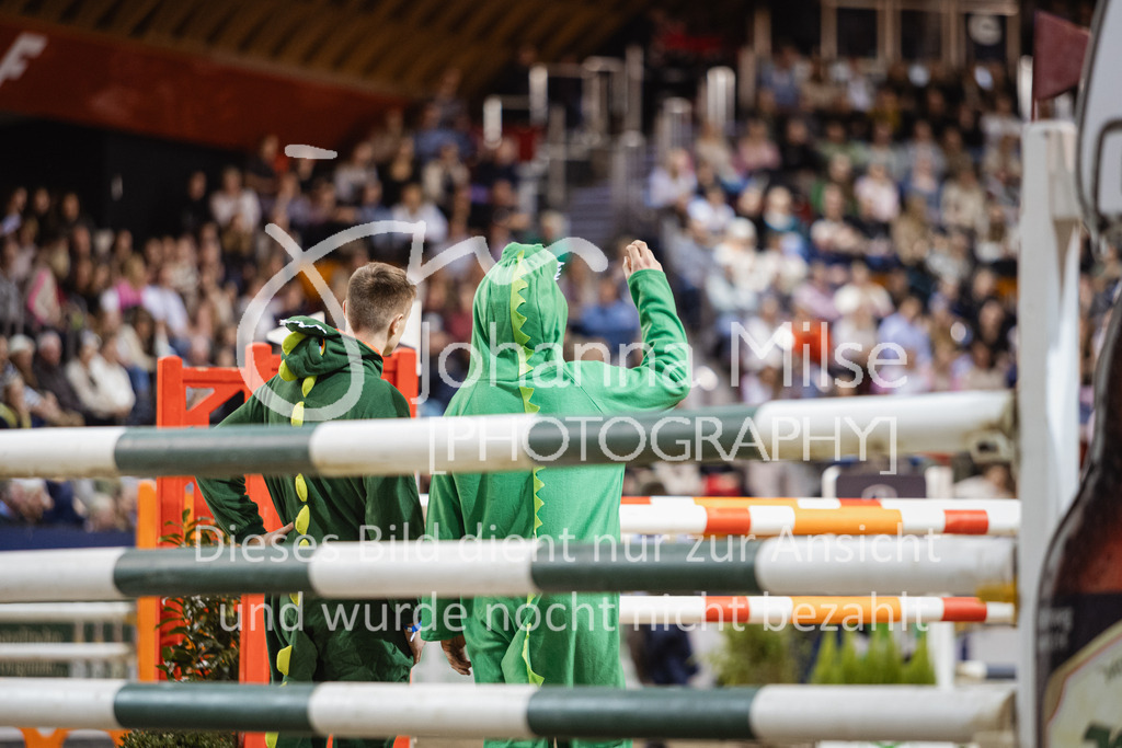 240113_Münster_Kostümspringen-316 | Deine schönsten Turniermomente als professionelle Fotos! Entdecke hochwertige Pferdesport-Fotografie im Online-Shop. Jetzt Fotos finden & bestellen!