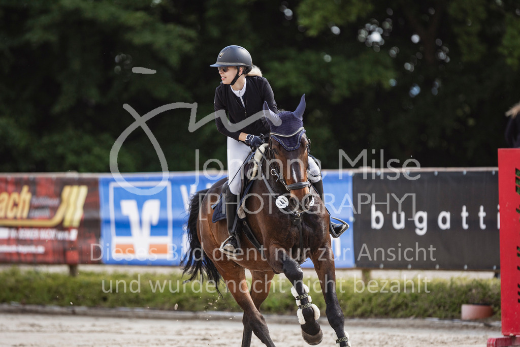 250530_MayDays_L-Spr-408 | Deine schönsten Turniermomente als professionelle Fotos! Entdecke hochwertige Pferdesport-Fotografie im Online-Shop. Jetzt Fotos finden & bestellen!