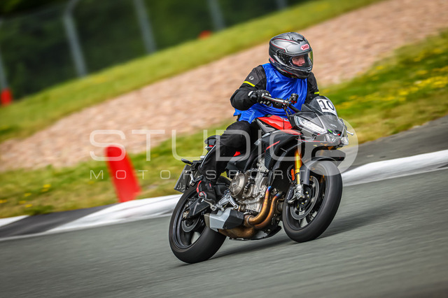 0010-260606BB-028_10 | Deine Full-Service-Agentur für ✔️Videoproduktionen und ✔️Motorsportfotografie Jetzt Angebot anfragen!