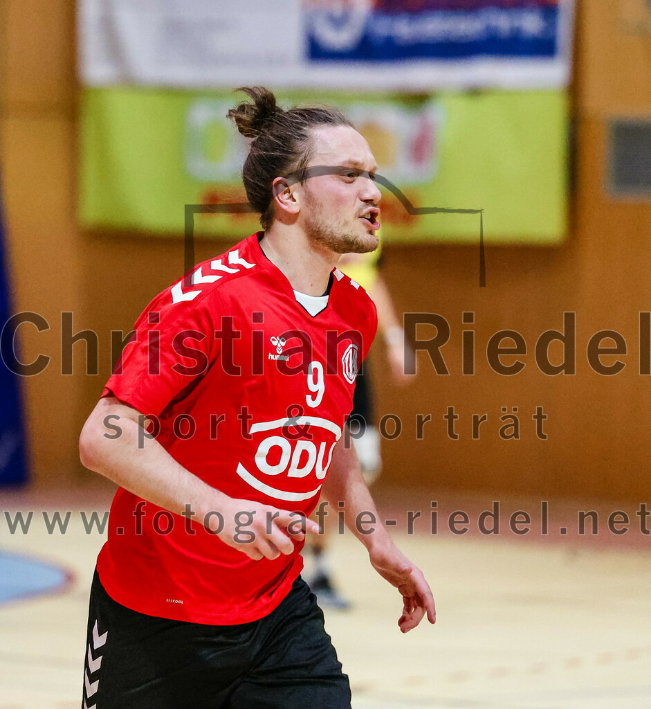 2024-01-27_080_SpVgg_Altenerding_gegen_TV_Altoetting | Erding, Deutschland, 27.01.2024:
Handball, Bezirksoberliga Männer 2023 / 2024, 13. Spieltag, SpVgg Altenerding gegen TV Altötting, Endergebnis: 30:28

Patrick Malz (TV Altötting, #9)

Foto: Christian Riedel / fotografie-riedel.net