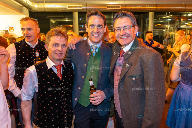 Feldkirchner Bezirksbauernball 2024 | Bildershop von pixelworld.at - Realisiert mit Pictrs.com