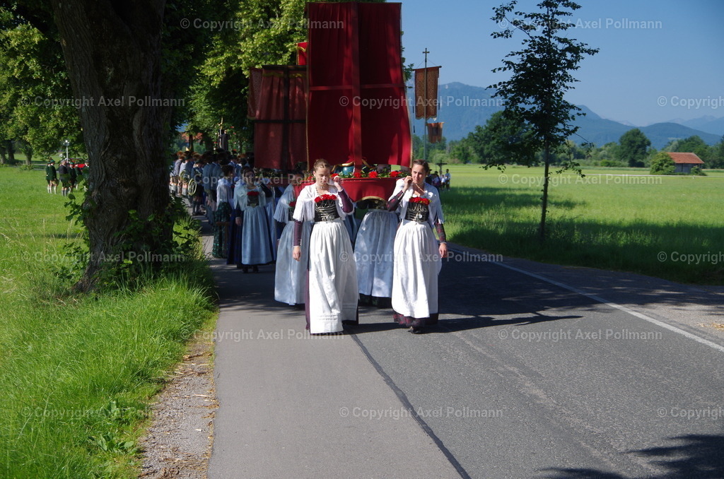 IMGP4765 | fotografiert von Axel PollmannLeonhardi Wallfahrt Benediktbeuern und Murnau, Fronleichnam, Fasching, Landschaft im Loisachtal und Benediktbeuern  - Realisiert mit Pictrs.com