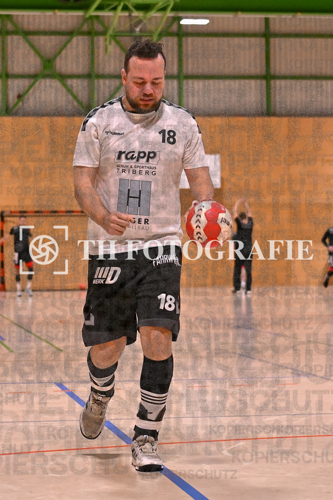 GER, SG Maulburg/Steinen - TV St. Georgen, Handball, Landesliga, 16. Spieltag, Saison 2023/2024, 17.02.2024 | Stephan Lermer (TV St. Georgen/Schw., #18)

GER, SG Maulburg/Steinen - TV St. Georgen, Handball, Landesliga, 16. Spieltag, Saison 2023/2024, 17.02.2024

Foto: TH Fotografie/Thomas Hess