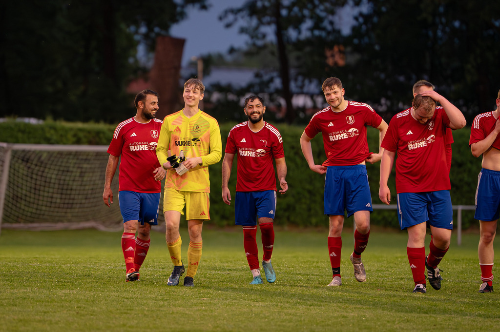 Fußball I Herren I Saison 2025-2026  I 2. Kreisklasse I 28. Spieltag I TV Dinklage III - BS Vörden II I 1828 | jns.sportfotos - Realisiert mit Pictrs.com