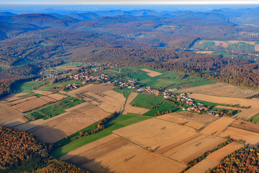 Aerial view: View of the town from the south in Reichshoffen in the state Bas-Rhin, France.Photo: IMG_54185.jpg taken on 10/21/2012 by Werner Riehm/FLY-FOTO.comResolution of the original: 4681 x 3121 px