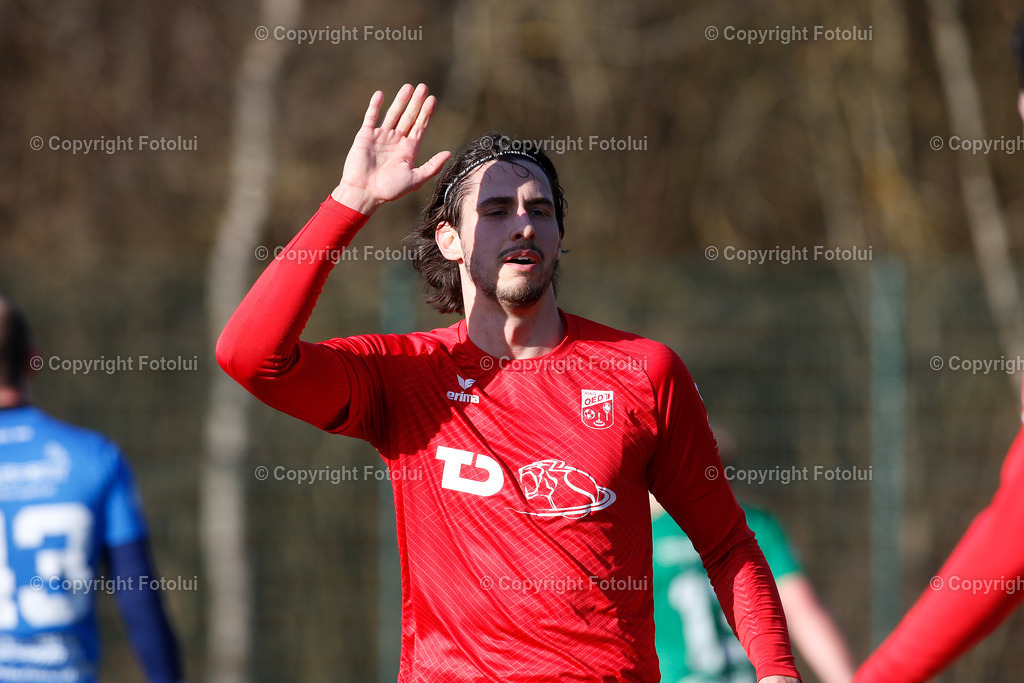 A_LUI_01022025_00019 | SPORT FUSSBALL TESTSPIEL ASKOE OEDT -SV HAIDLMAIR GRUEN WEISS MICHELDORF 01.02.2025 IM BILD : GASPER KORITNIK  (OEDT) UND  (MICHELDORF) FOTO:FOTOLUI