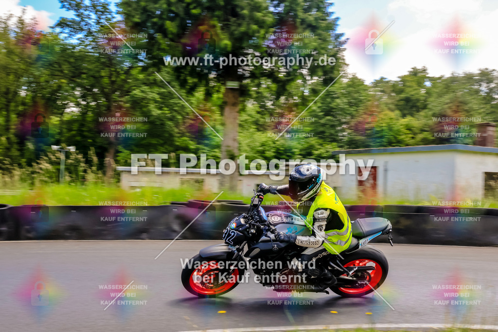 VBK-8155 | Hier findet Ihr Bilder von Touristenfahrten auf der Nürburgring Nordschleife oder von anderen Veranstaltungen die ich besucht habe. Viel Spass beim Durch Schauen 