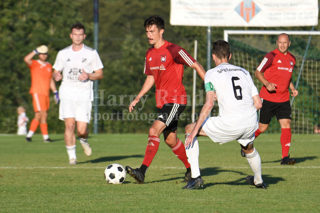 Bezirksliga Ost: SpVgg Ruhmannsfelden : FC Künzing | Fabian Burmberger (FC Künzing) - Realisiert mit Pictrs.com