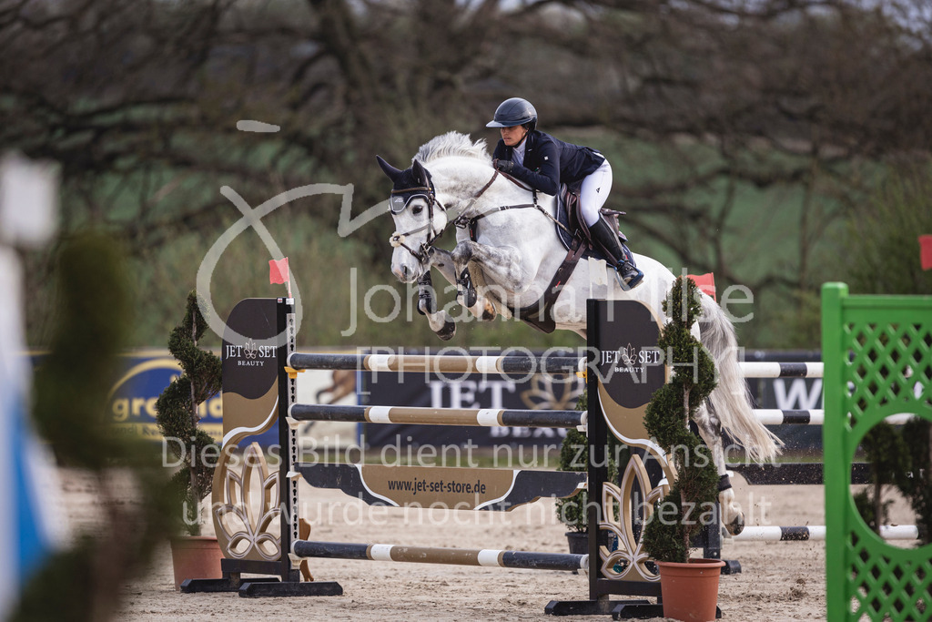 250416_S-Springen-503 | Deine schönsten Turniermomente als professionelle Fotos! Entdecke hochwertige Pferdesport-Fotografie im Online-Shop. Jetzt Fotos finden & bestellen!
