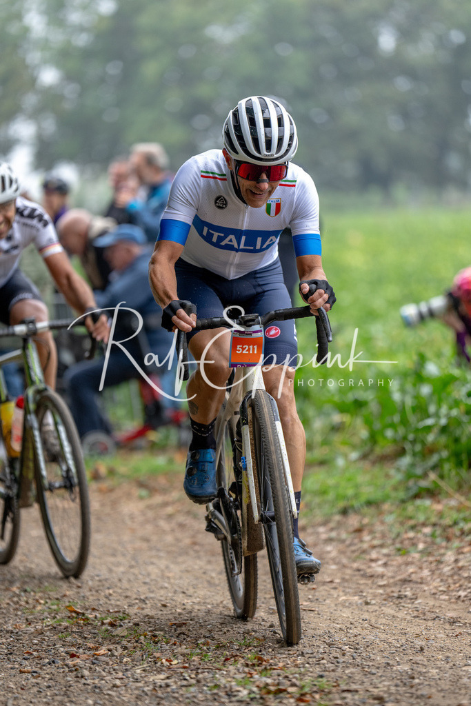 Ralf Eppink Photography 20251011_DSC00499 | Sportfotografie, Eventfotografie, Porträtfotografie, Radsport Fotograf, Triathlon Fotograf, Düsseldorf Fotograf, Köln Fotograf, Actionfotografie, Teamfotografie, Peoplefotografie, Business Portraits, Veranstaltungsfotografie, Reportagefotografie - Realisiert mit Pictrs.com