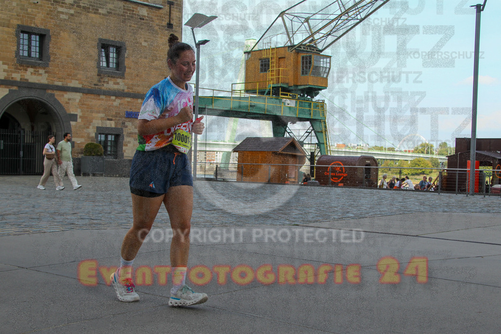 250920_1553_EV4_9631 | Sportfotografie im Rhein-Sieg Kreis, Köln, Bonn, NRW, Rheinland Pfalz, Hessen, etc. Unser Tätigkeitsfeld umfasst den Laufsport vom Volkslauf über den Marathon, Duathlon, Triathon bis zum Ultralauf wie Kölnpfad Ultra oder Schindertrail.