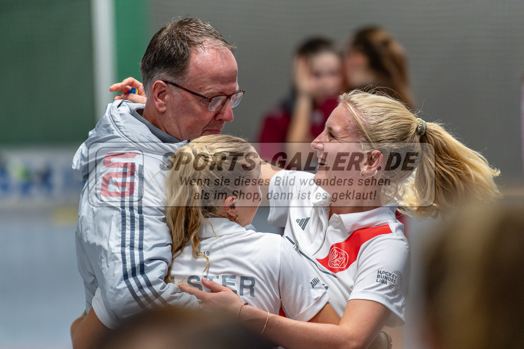 SM_2025-01-18_wD5_-215 | 1.Bundesliga Hallenhockey  VF (W) DCadA - MSC / 7:4 (2:2)