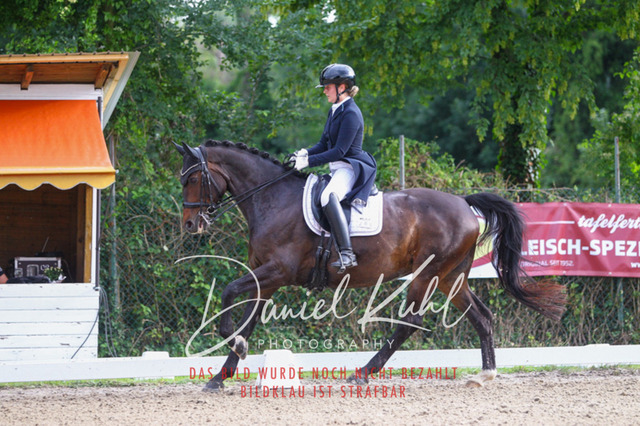 DKP41441 | Turniersportfotografie; Pferdefotografie; Dressurfotografie