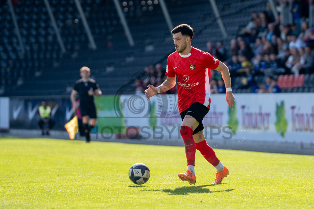 SG Sonnenhof Großaspach vs. KSV Hessen Kassel, Fussball, Regionalliga Südwest, 23. Spieltag, Saison 2025/2026, 07.03.2026 | Mert Tasdelen (SG Sonnenhof Großaspach, #10),SG Sonnenhof Großaspach vs. KSV Hessen Kassel, Fussball, Regionalliga Südwest, 23. Spieltag, Saison 2025/2026, 07.03.2026Foto: photosbyphips/Philip Ziegler