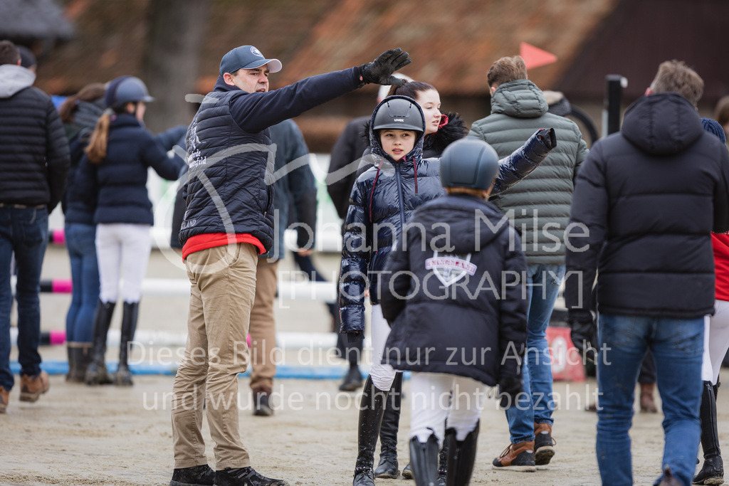 230402_MünsterHandorf_PonyTrophy-308 | Deine schönsten Turniermomente als professionelle Fotos! Entdecke hochwertige Pferdesport-Fotografie im Online-Shop. Jetzt Fotos finden & bestellen!