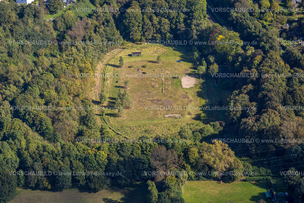 Essen241000974 | Luftbild, ehemaliger Sportplatz Kumpelweg Gleisdreieck, Frillendorf, Essen, Ruhrgebiet, Nordrhein-Westfalen, Deutschland