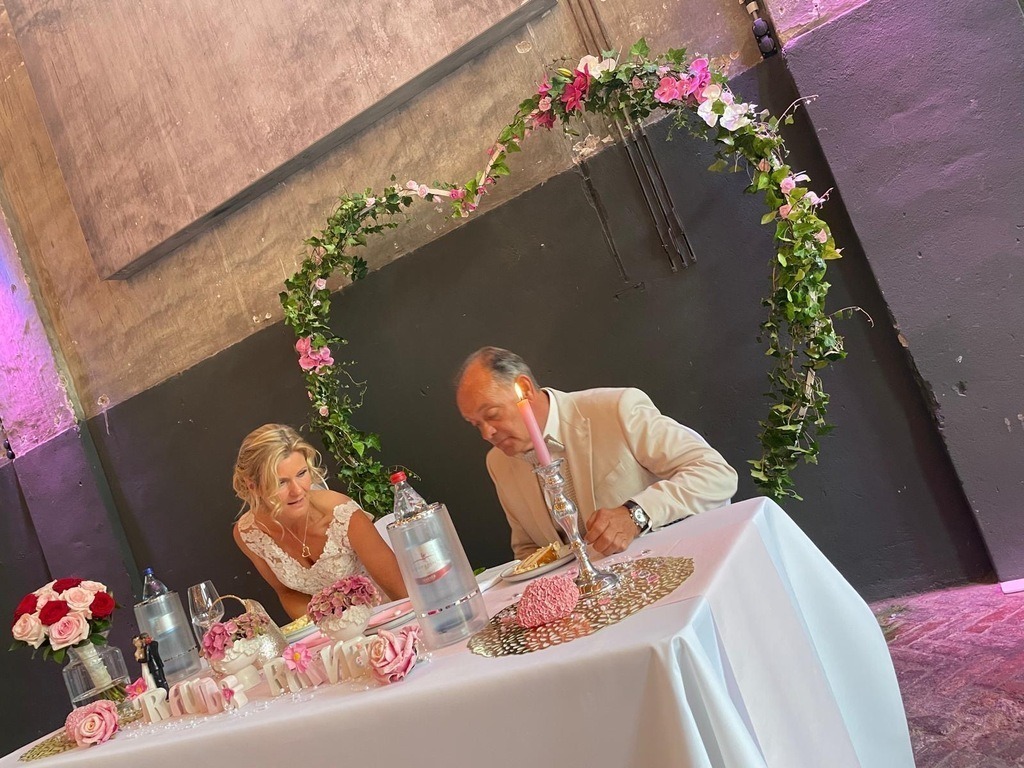 fd79ebb1-a559-4eb1-bdb9-c9a0f8f40913 | traudl_s_fotos