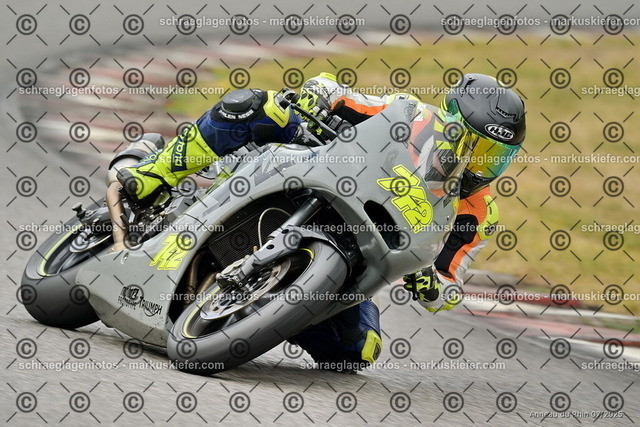 25bt05-0999 | markuskiefer.com - Realisiert mit Pictrs.com
