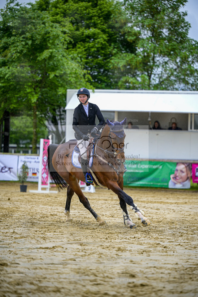 Reitturnier Lienen | Entdecke hochwertige Reitturnierfotos von Foto Oger. Professionell, emotional und authentisch – jetzt Lieblingsmomente im Shop bestellen. - Realisiert mit Pictrs.com