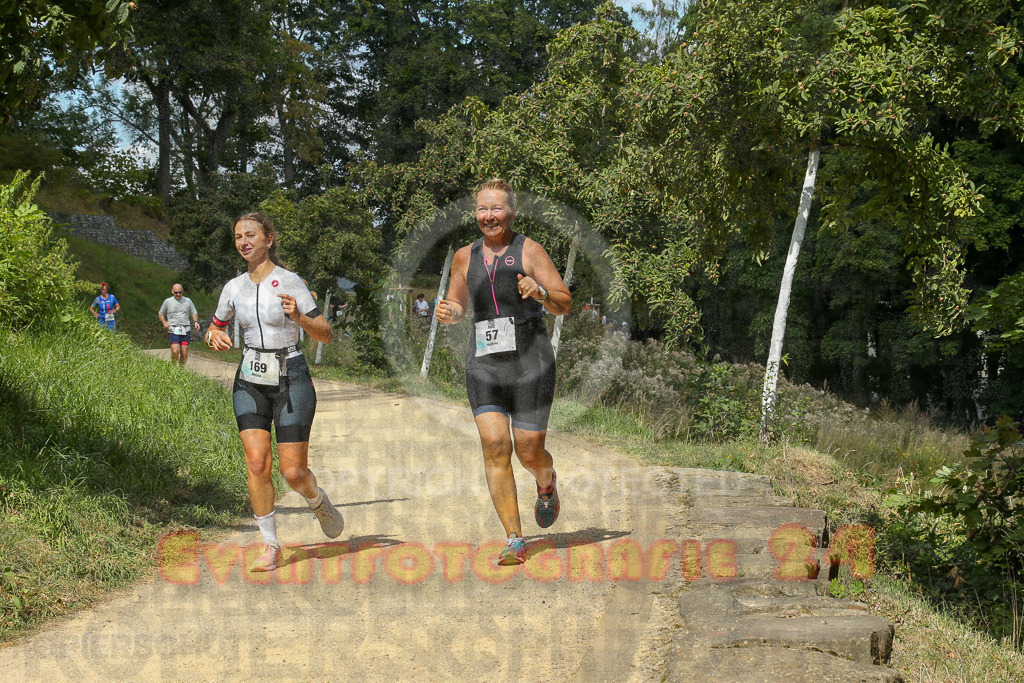 250824_1252_EX1_0790 | Sportfotografie im Rhein-Sieg Kreis, Köln, Bonn, NRW, Rheinland Pfalz, Hessen, etc. Unser Tätigkeitsfeld umfasst den Laufsport vom Volkslauf über den Marathon, Duathlon, Triathon bis zum Ultralauf wie Kölnpfad Ultra oder Schindertrail.