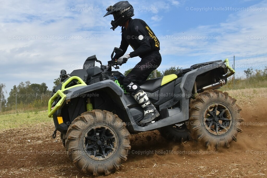 DSC_0761 (2) | Sportfotografie , Motorsport, Motoross, Reitsport, Mointainbike, Enduro,
Landschaft , Outdoor, Eventfotografie, Landschaft, Bilder online bestellen - Realisiert mit Pictrs.com