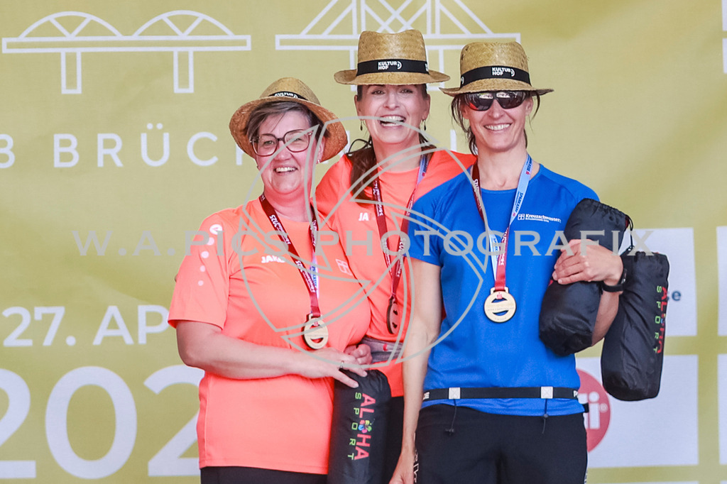 ..... | LINZ,AUSTRIA,27.April 25, Int. 3 Brückenlauf Linz  , Image shows: Photo: WAPICS / Manuel Binder