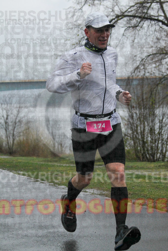 220331_1923_EV4_9645 | Sportfotografie im Rhein-Sieg Kreis, Köln, Bonn, NRW, Rheinland Pfalz, Hessen, etc. Unser Tätigkeitsfeld umfasst den Laufsport vom Volkslauf über den Marathon, Duathlon, Triathon bis zum Ultralauf wie Kölnpfad Ultra oder Schindertrail.