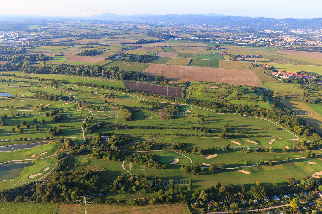 Luftbild: Golfplatz Heddesheim Gut Neuzenhof in Heddesheim im Bundesland Baden-Württemberg in Deutschland. Foto: IMG_103045.jpg vom 28.08.2017 durch Werner Riehm/FLY-FOTO.deGC-Heddesheim