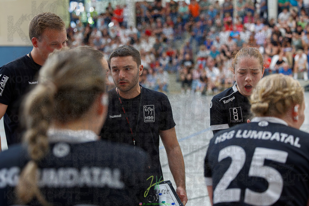 HSG Wettenberg - HSG Lumdatal | Wiederholungs-/Entscheidungsspiel um die Meisterschaft in der Frauen Oberliga Mitte und Aufstieg in die RegionalligaHSG Wettenberg - HSG Lumdatal am 11.05.2025 in Launsbach (Wettenberg) (Halle GS Launsbach (Wettenberg))Photo © 2025 - Jörg Heinrich - Realisiert mit Pictrs.com