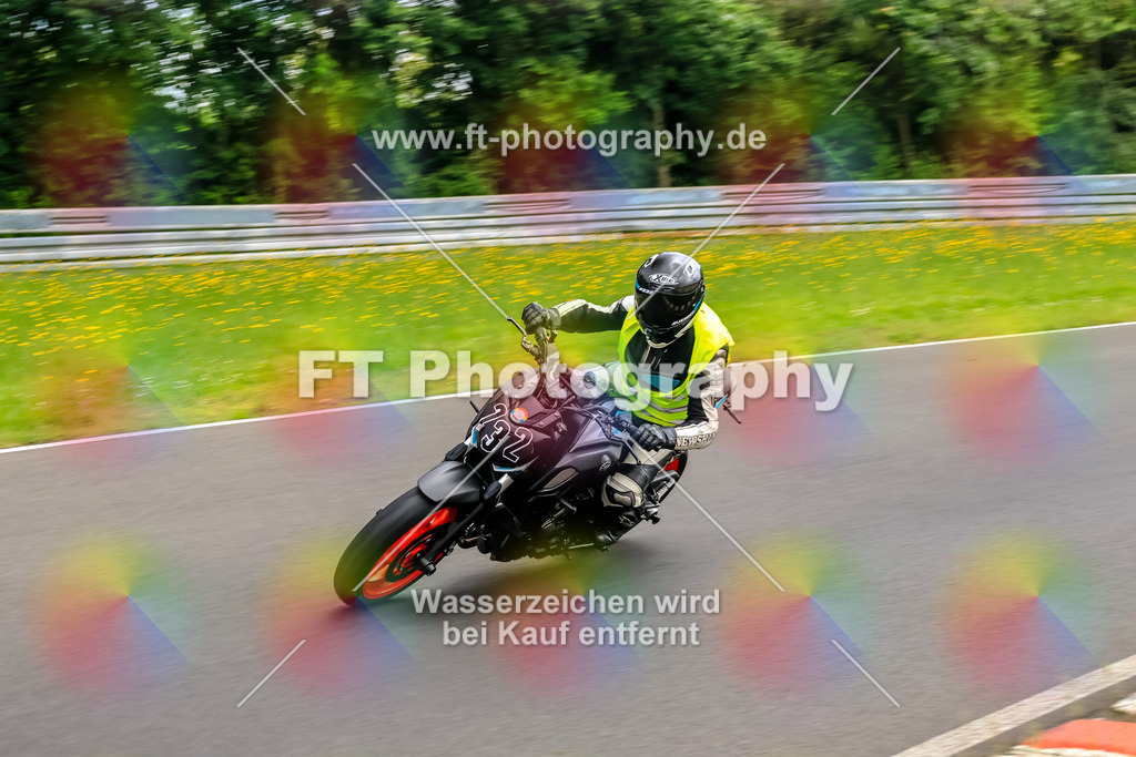 VBK-7302 | Hier findet Ihr Bilder von Touristenfahrten auf der Nürburgring Nordschleife oder von anderen Veranstaltungen die ich besucht habe. Viel Spass beim Durch Schauen 