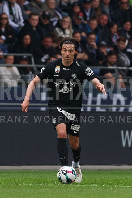 SK Puntigamer Sturm Graz vs TSV Egger Glas Hartberg – Championship Group    | Graz, Austria, 12.Apr.26 - SOCCER - ADMIRAL Bundesliga, SK Puntigamer Sturm Graz vs TSV Egger Glas Hartberg. The image shows Albert Vallci (STU).    