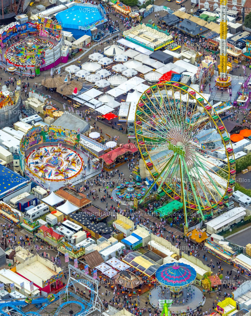 Herne220804131CrangerKirmes-2 |  Luftbild, Cranger Kirmes in Herne-Crange, gut 50 Fahrgeschäfte laden auf das größte Volksfest in NRW ein, Unser Fritz, Herne, Ruhrgebiet, Nordrhein-Westfalen, Deutschland